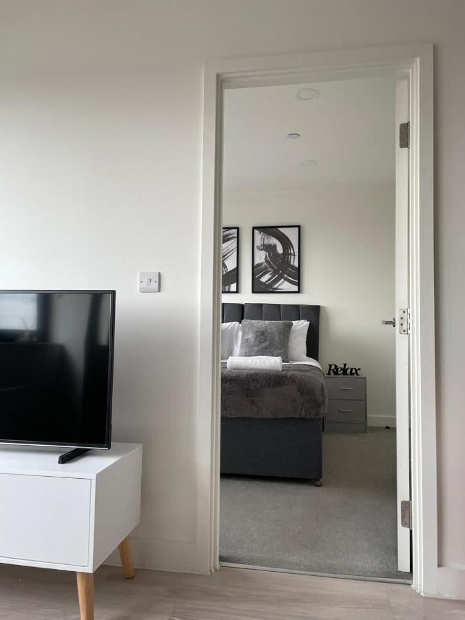 Premier Suite- Bedford City Centre With Free Gym & Parking Eksteriør billede